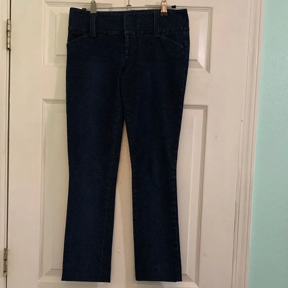 Alice + Olivia Dark Wash Jeggings Size 2
